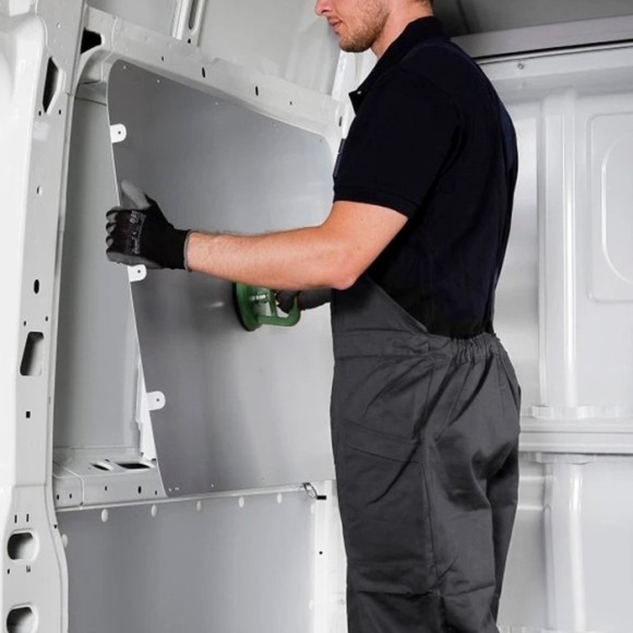 Painéis de polipropileno estruturado cinzento para a carrinha Maxus eDeliver 3